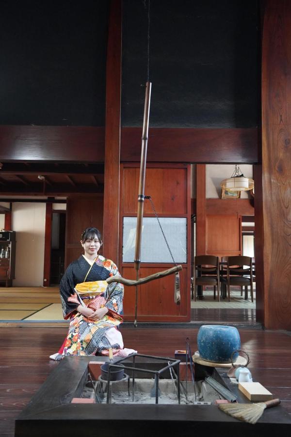 佐渡島に残る築130年の伝統的な古民家｜東夢 Villa Sado Exterior photo